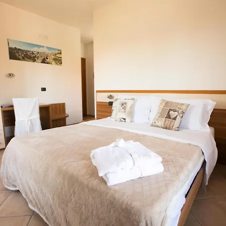 Hotel Touch *